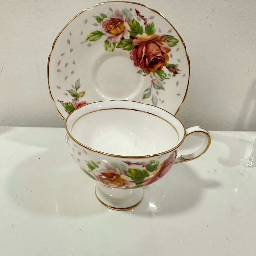 PARAGON Rose Design Mug and Saucer with Gold Accents
